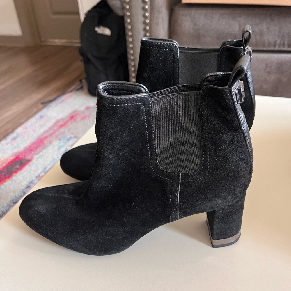 Elegant Black Suede Ankle Boots - Needs Heel Cap Repaired